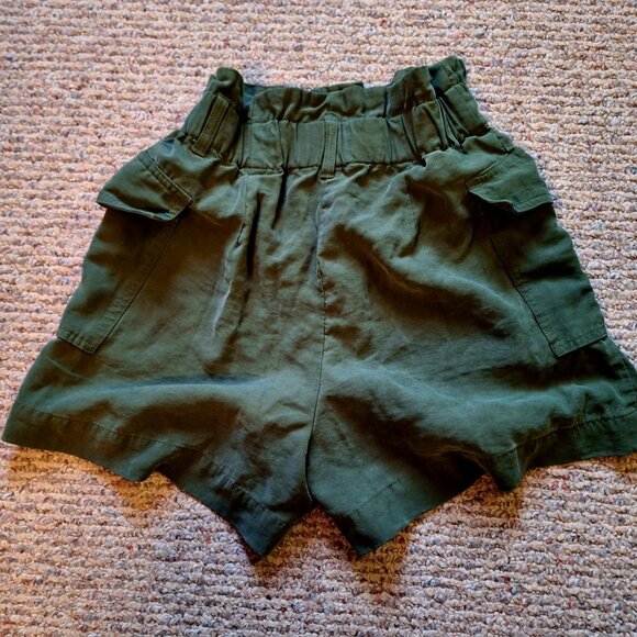 H&M Women's High Rise shorts size 6 - Picture 5 of 6